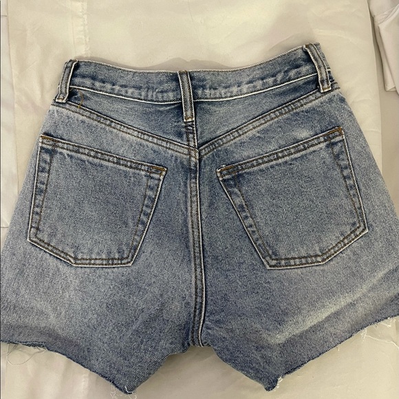 Brandy Melville Jean Shorts Size S - Picture 2 of 7